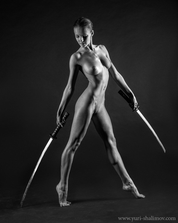 femme nue du 12 montre ses seins en photo sexe
